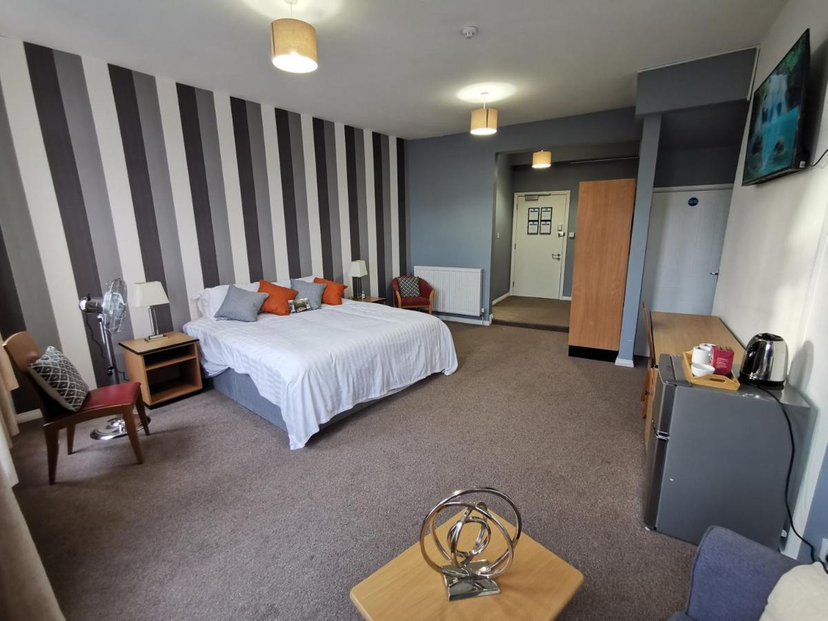 Hotel Aspire 860 à Colchester Extérieur photo