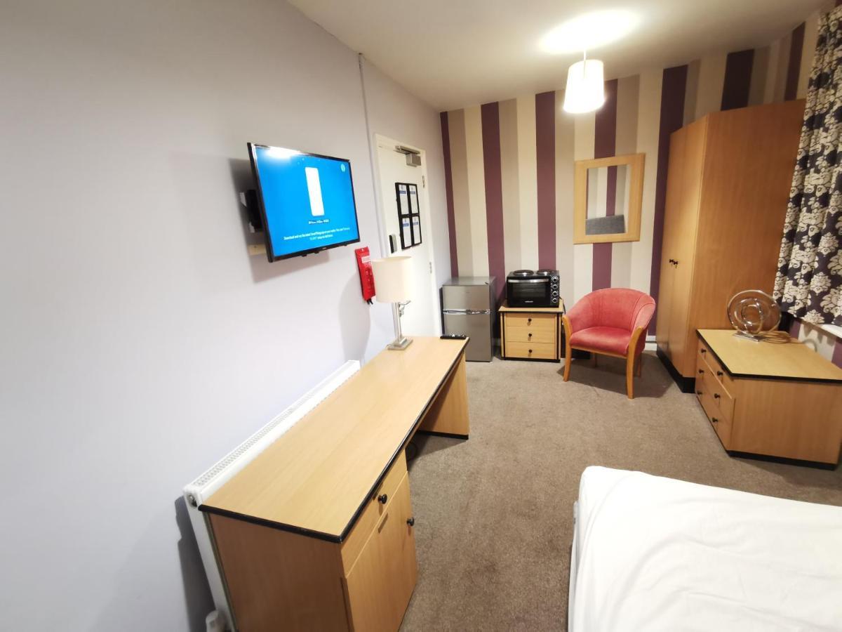 Hotel Aspire 860 à Colchester Extérieur photo