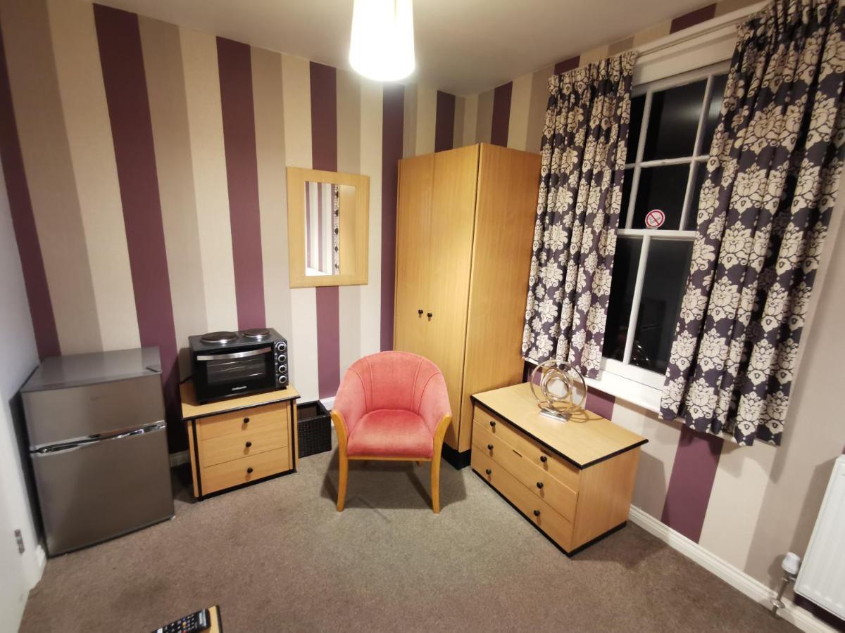 Hotel Aspire 860 à Colchester Extérieur photo